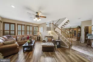 51 Stonehedge Dr, Hightstown, NJ 08520 - Photo 9