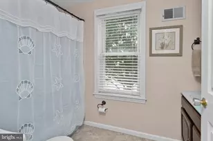 47 Bentley Ave, Hamilton Township, NJ 08619 - Photo 19