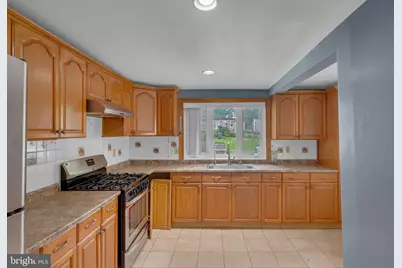 169 N Main Street, Hightstown, NJ 08520 - Photo 25