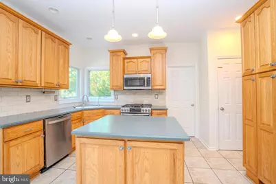 32 W Kincaid Drive, West Windsor Township, NJ 08550 - Photo 15