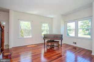 32 W Kincaid Dr, West Windsor Township, NJ 08550 - Photo 11
