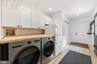 6 Kings Ct, Pennington, NJ 08534 - Photo 13