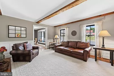 6 Kings Court, Pennington, NJ 08534 - Photo 5