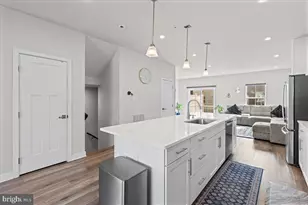77 Pratt Ln, Lawrence Township, NJ 08648 - Photo 11