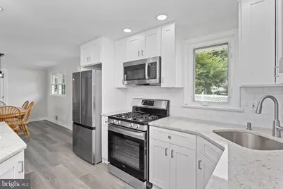 66 Englewood Boulevard, Hamilton Township, NJ 08610 - Photo 9