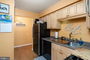 413 Wood Mill Dr, East Windsor Township, NJ 08512 - Photo 3