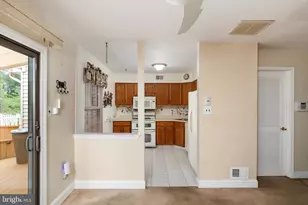 43 Devon Ct, Robbinsville, NJ 08691 - Photo 9