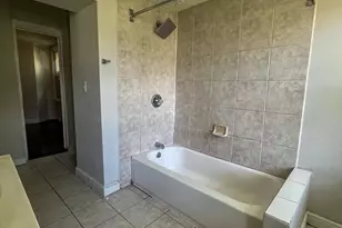 208 Maple Ave, Trenton, NJ 08618 - Photo 7