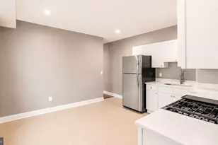 209 Woodlawn Ave, Hamilton Township, NJ 08609 - Photo 7