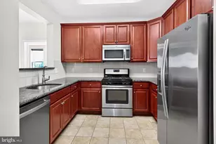 1137 Halifax Pl, Trenton, NJ 08619 - Photo 5