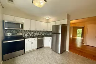 909 Silver Ct, Hamilton Township, NJ 08690 - Photo 3