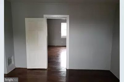 30 Montgomery Place, Trenton, NJ 08618 - Photo 23
