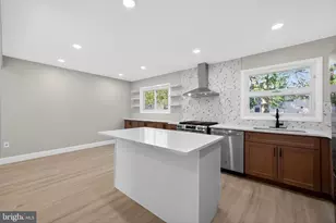 1976 Arena Dr, Hamilton Township, NJ 08610 - Photo 13