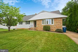 10 Smithfield Ave, Lawrence Township, NJ 08648 - Photo 1