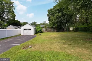 708 Nathan Hale Ave, Trenton, NJ 08648 - Photo 37
