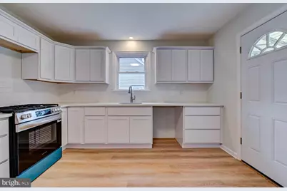 708 Nathan Hale Avenue, Trenton, NJ 08648 - Photo 11
