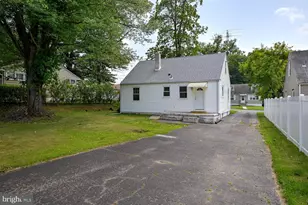 708 Nathan Hale Ave, Trenton, NJ 08648 - Photo 35