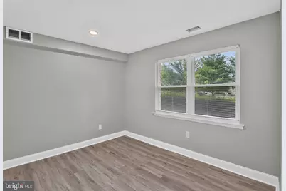 1807 Silver Court, Hamilton Township, NJ 08690 - Photo 9