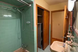 1040 Indiana Ave, Trenton, NJ 08638 - Photo 17