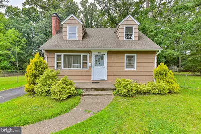 86 Ridgewood Avenue, Trenton, NJ 08618 - Photo 1