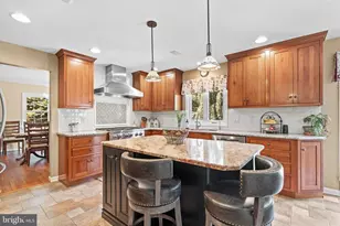 14 Springwood Dr, Lawrenceville, NJ 08648 - Photo 9