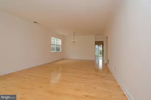 71 Manley Rd, Pennington, NJ 08534 - Photo 3
