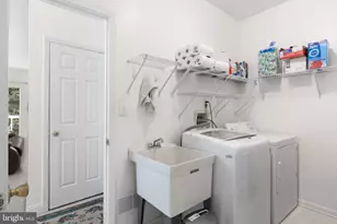 4 Bonner Ct, Pennington, NJ 08534 - Photo 9