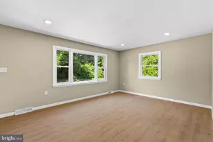 529 Hunt Ave, Hamilton Township, NJ 08610 - Photo 9