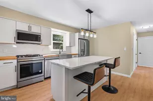529 Hunt Ave, Hamilton Township, NJ 08610 - Photo 5