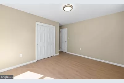 529 Hunt Avenue, Hamilton Township, NJ 08610 - Photo 13