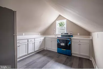 124 Robbins Avenue #APT C, Ewing Township, NJ 08638 - Photo 3