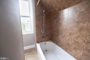124 Robbins Ave, Ewing Township, NJ 08638 - Photo 9