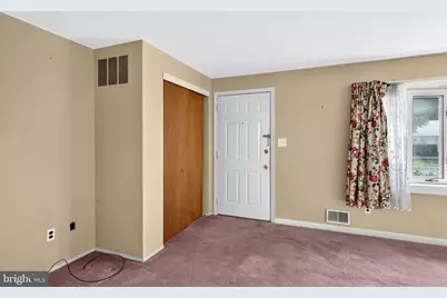 26 Braver Drive, Hamilton Township, NJ 08610 - Photo 5
