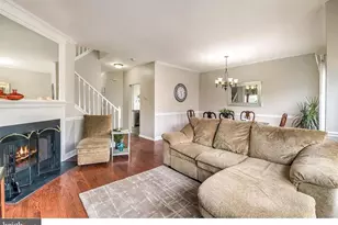 216 E Waverly Ct, Robbinsville Township, NJ 08691 - Photo 11
