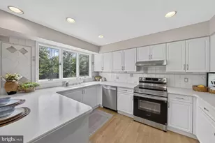 75 Woodmont, Lawrenceville, NJ 08648 - Photo 13