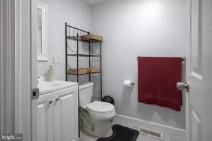 203 3rd St, Trenton, NJ 08611 - Photo 7