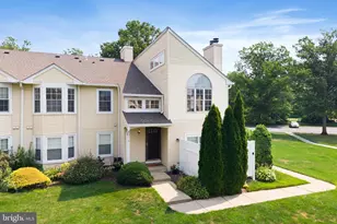 128 Mill Run E, Hightstown, NJ 08520 - Photo 1