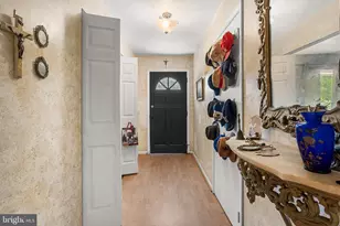 361 Shady Ln, Hamilton Township, NJ 08619 - Photo 3