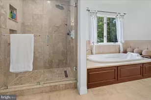 157 Christopher Dr, Princeton, NJ 08540 - Photo 29