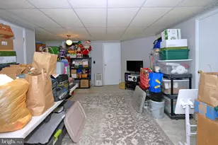19 N Dunmoor, Hamilton Township, NJ 08690 - Photo 15