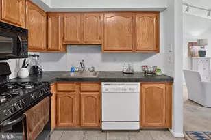 108 Wrangel Ct, Princeton, NJ 08540 - Photo 9
