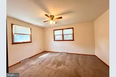 100 California Avenue, Hamilton Township, NJ 08619 - Photo 13