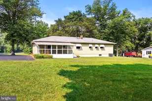281 Windsor Rd, Hightstown, NJ 08520 - Photo 27