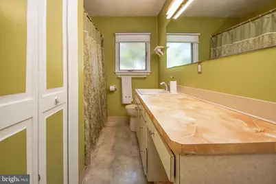 32 Holmes Avenue, Hamilton Township, NJ 08610 - Photo 13