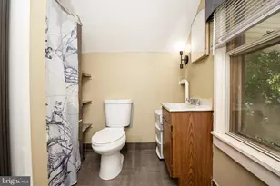 32 Holmes Ave, Hamilton Township, NJ 08610 - Photo 19