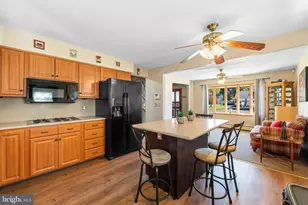 1265 Lower Ferry Rd, Ewing Township, NJ 08618 - Photo 15