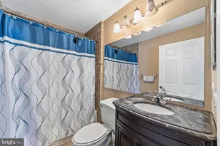 85 Cheverny Ct, Hamilton Township, NJ 08619 - Photo 17