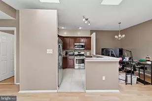 85 Cheverny Ct, Hamilton Township, NJ 08619 - Photo 9