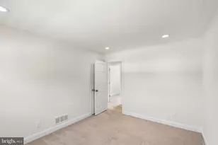 7 Oaken Ln, Hamilton Township, NJ 08619 - Photo 13
