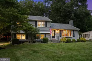 10 Boxwood Ct, Ewing Township, NJ 08628 - Photo 1